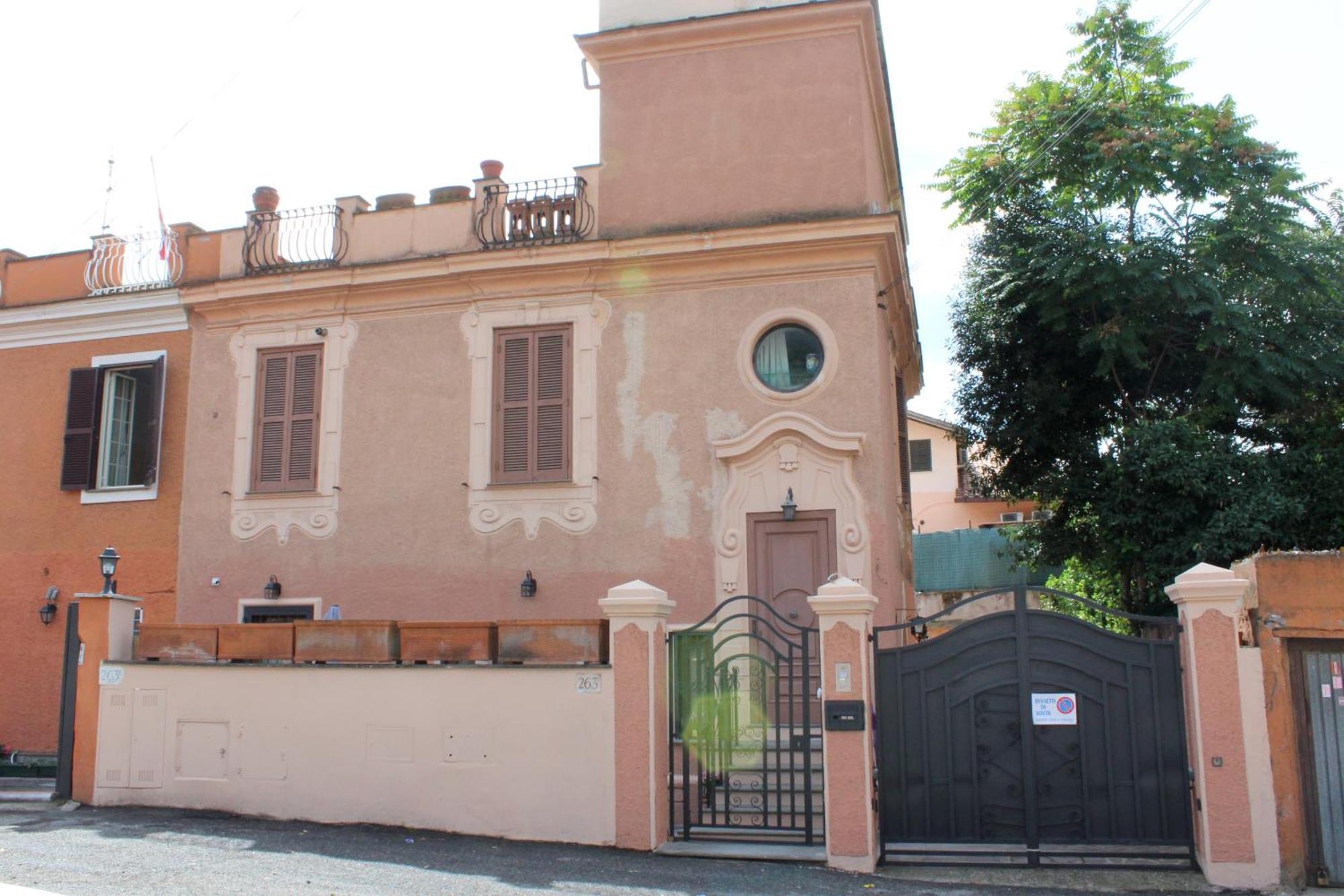 Palazzina Mariani Rome Exterior photo